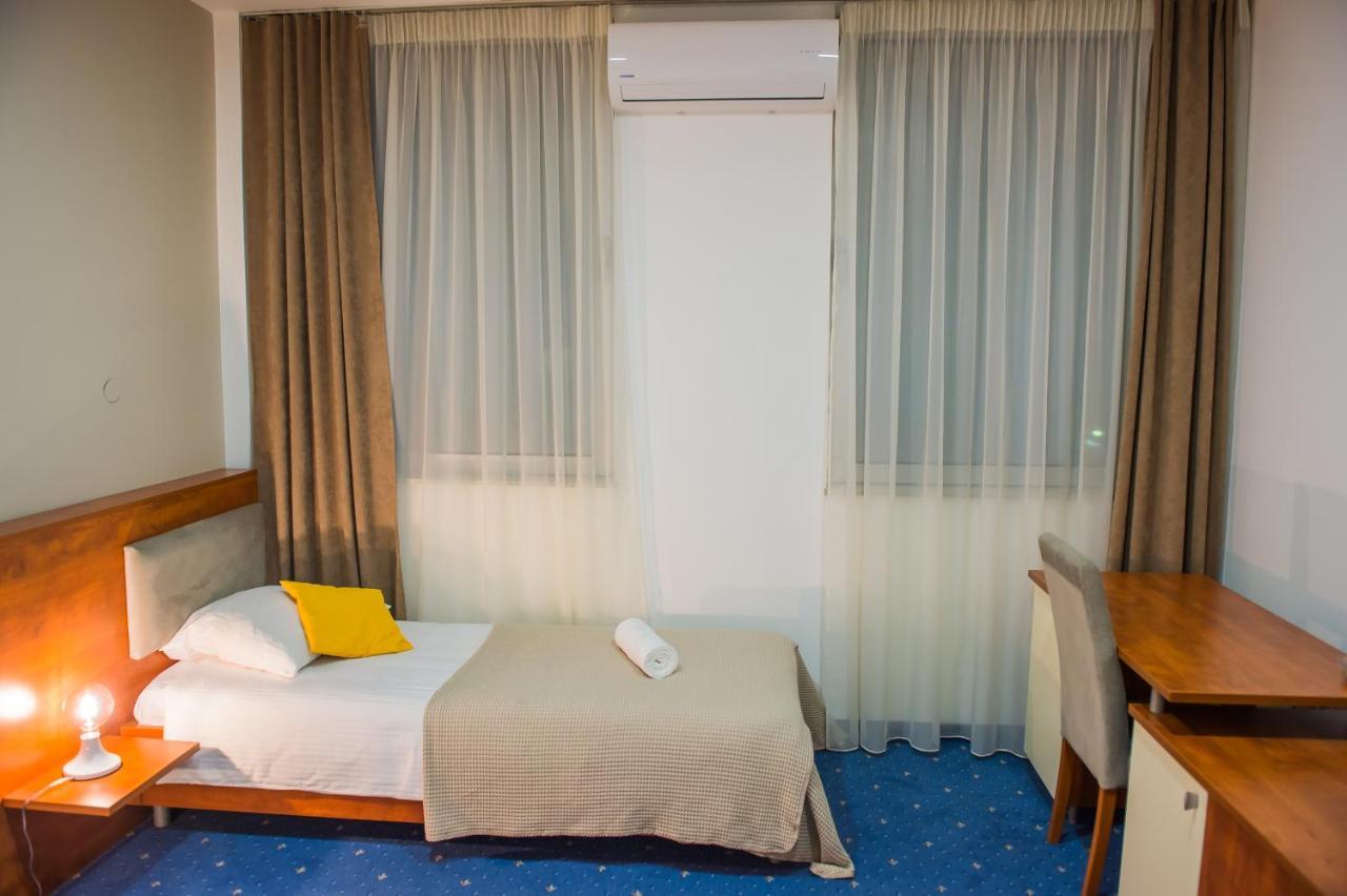Hotel City Prnjavor 外观 照片