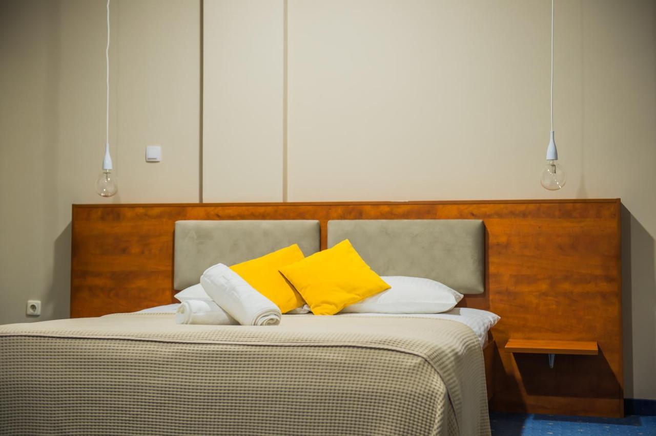 Hotel City Prnjavor 外观 照片
