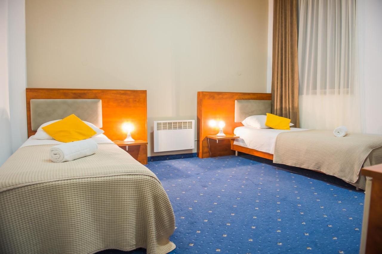 Hotel City Prnjavor 外观 照片
